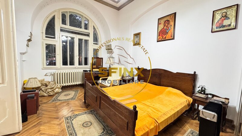 Calea Victoriei, apartament 3 camere, ap. deosebit si unic, 72 mp, curte.